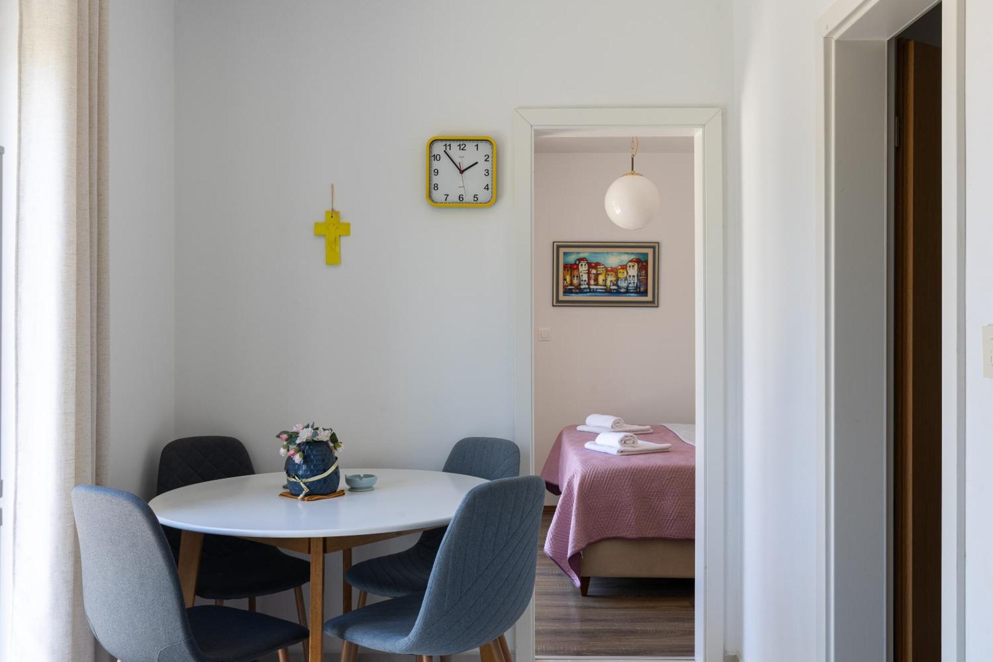 Stephanie Island Apartment *