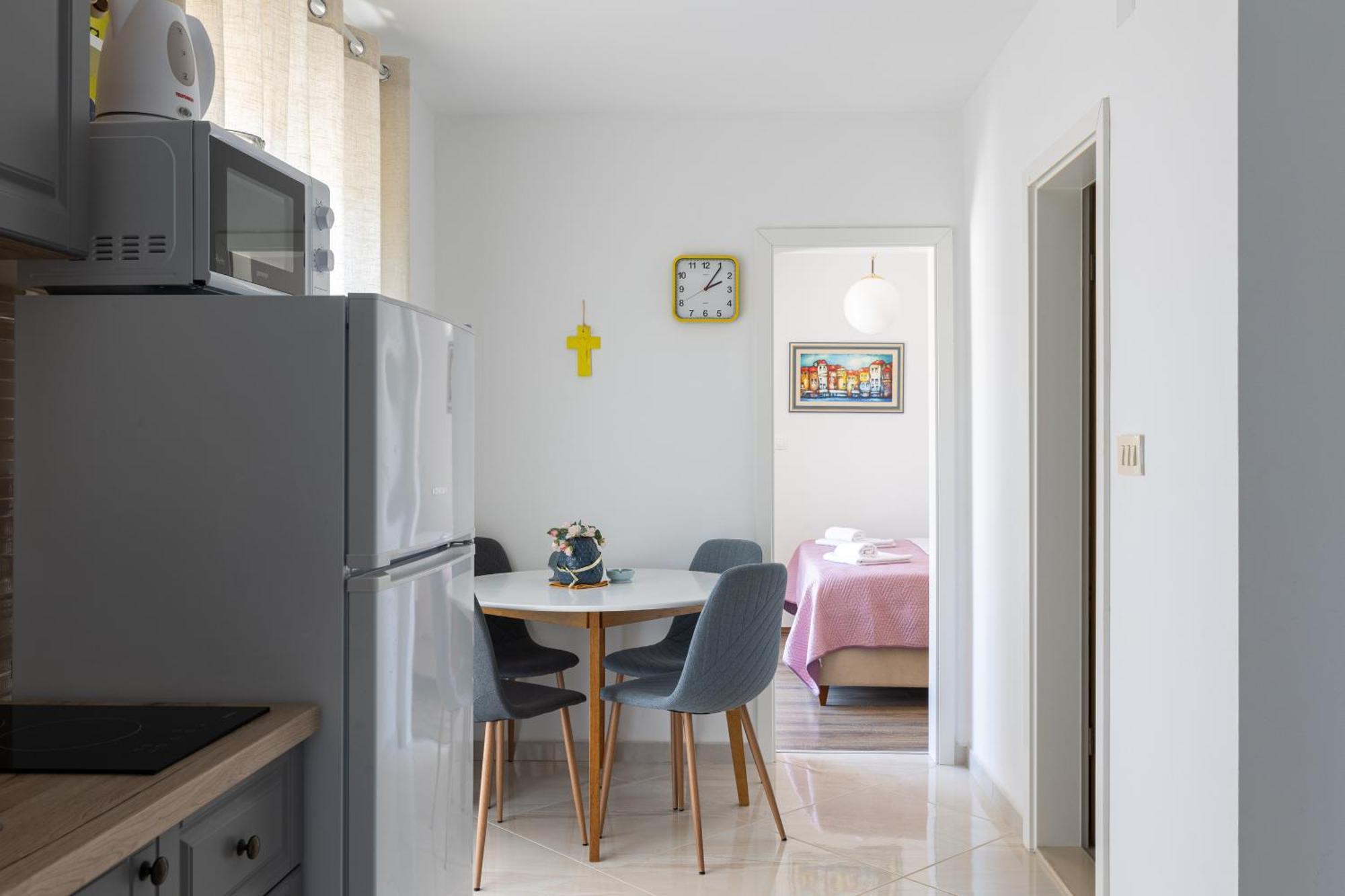 Stephanie Island Apartment
